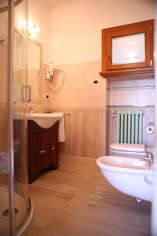 Sweet Appartment Di Guido Peschiera del Garda Chambre photo